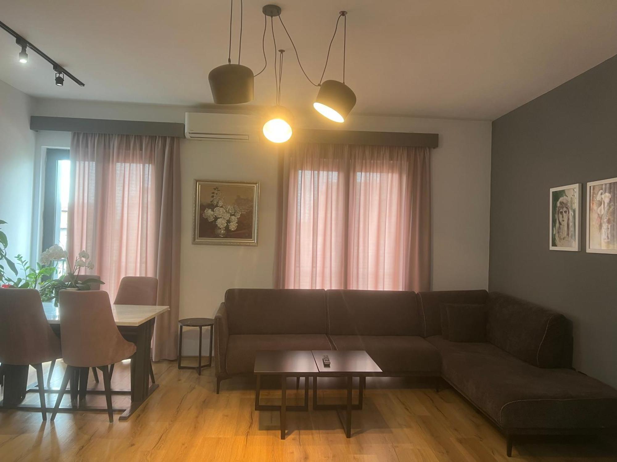 Tirana Lux Apartments Exteriör bild